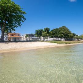 Bahari Villa Beachfront