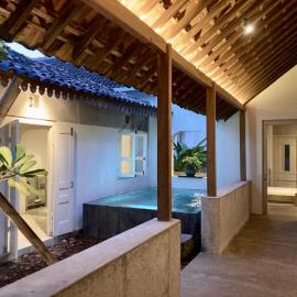 Trah Tetirah Village Villa, hotel a Klaten