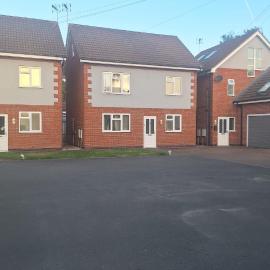 Spacious modern private detached home sleeps 6