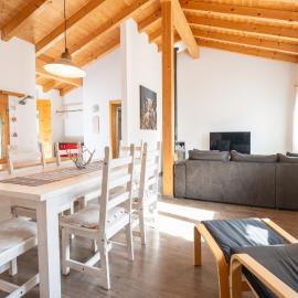 Malix Apartment with Fireplace & Mountain View