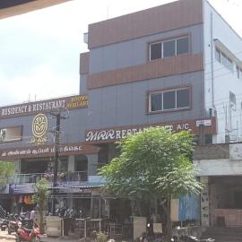 MRR Residency and Restaurant, hotel en Killai