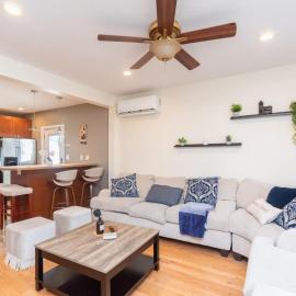 Cozy Boston Homestd Pet Frndly, מלון בפרמינגהאם
