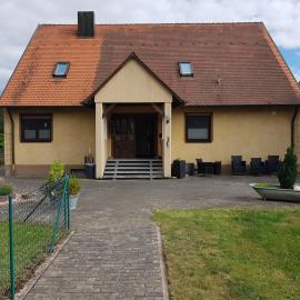 Ferienwohnung am Kesselbach - Familie Prast, hotelli kohteessa Bechhofen
