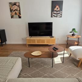 Le sanctuzen Proche sanctuaire, spacieux, hotel a Lourdes