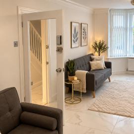 Spacious 3 Bed Coventry, Parking, Contractors & Groups