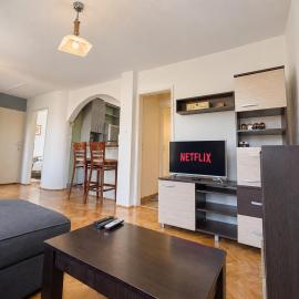 Apartmani M Petrovac