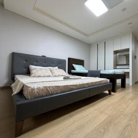 D'Heights Studio