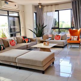 Nyali modern 2 BR Apartment with Pool, AC, Wifi, hotel em Nyali