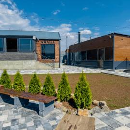 Araga Guest House 15 km from Myler Resort