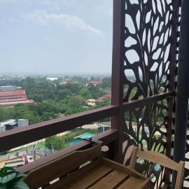 Coastal Crest View l 1BR with Balcony l Pool、タリサイのホテル