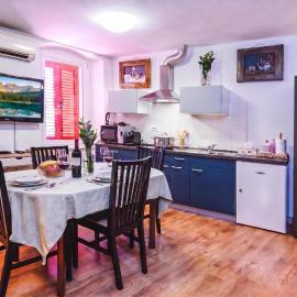 Nobile Studio in the Historic Town - Happy Rentals