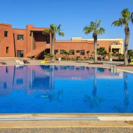 Villa Privée a Club Evasion pieds dans l eau et Piscine