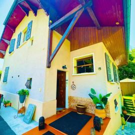 Maison d'artistes Jazz and a House, hotelli kohteessa Rumilly