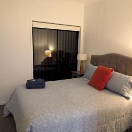 Welcoming Homestay with Airport & City Access