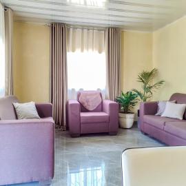 Charming Border Retreat at Mwami in Chipata, hotel sa Chipata