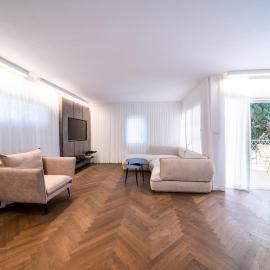 Spacious 4BD House w Pool in the Heart of Herzliya