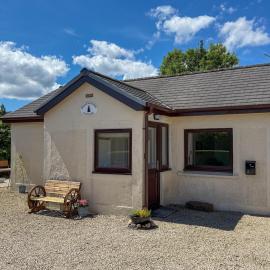 Wellingtonia Cottage Brodick, Isle of Arran, Hotel in Brodick