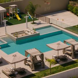 Anemelia Villa, Refined Outdoors, Wellness & Play, By ThinkVilla: Dháfni şehrinde bir otel