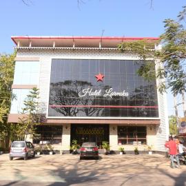 Hotel Larmika