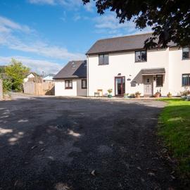 Peaceful Annexe With Patio Near Coast & Exmoor, hotel a Fremington