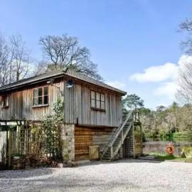 15 - Apartment on the lake, hotel di Bovey Tracey
