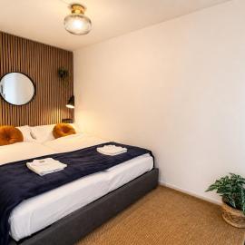LaVida Spark Alpenstudio, hike & bike free parking