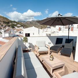 Casa Cinco Vientos, Casa de lujo para 4 en Frigiliana, hotel a Frigiliana