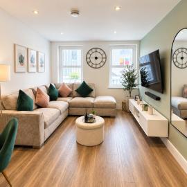 Spacious Apartment in Central St Helier, hótel í Isle of Jersey