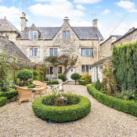 Lovedays Cottage, A Luxury 16th Century home in Painswick, hotel u gradu Painswick