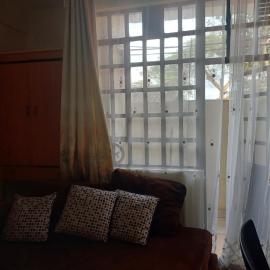 Mordern studio in Machakos town, hotelli kohteessa Machakos