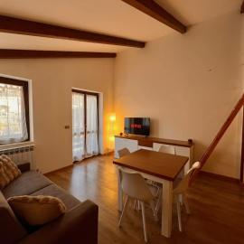 Wood flat Edolo, hotel a Edolo