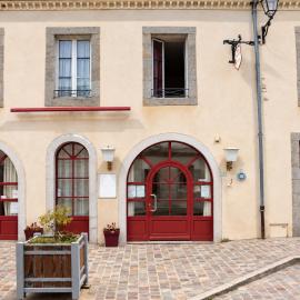 Au Bon Séjour, hotel v mestu Sainte-Suzanne