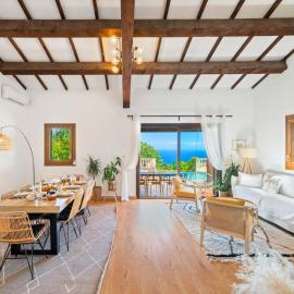 VILLA HORIZON - Panoramic Villa Overlooking Monaco with Sea Views & Pool - Free parking, Hotel in Fontvieille