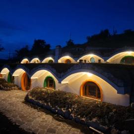 Hobbit's Village, ξενοδοχείο σε Tîrgu Ocna