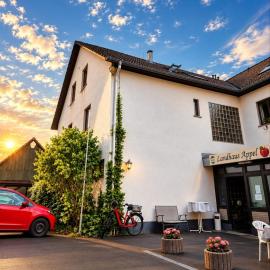 SCHOTTEN LIVING - im Vogelsbergkreis - Self Check in, hotel em Schotten