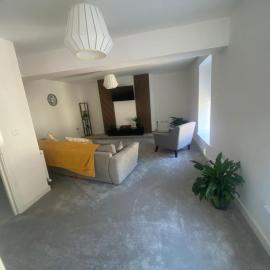 Spacious Apartment Whitehaven Cumbria town centre self check in, viešbutis mieste Vaitheivenas