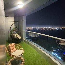 Panoramic Sea & City Views Private Balcony