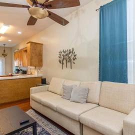 Closest Historic BnB to Ft Moore-Americana Cottage