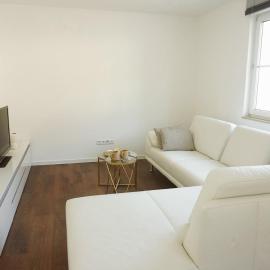 Modern house near the airport & tradefair grounds, viešbutis mieste Leinfeldenas-Echterdingenas