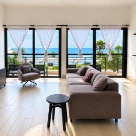 3-Bedroom Townhouse with Sea View