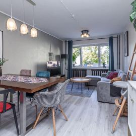 Two-bedroom apartment near Kadriorg Park & City Centre, hôtel à Tallinn