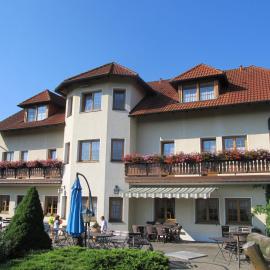 Pension und Bauernhof Petzold, hotel Greizben