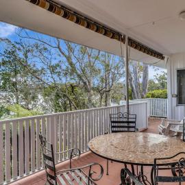 Lakehouse Akolele - Flower Circuit 19, hotel a Central Tilba