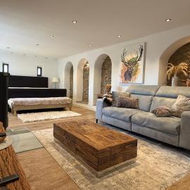 Suite 1845