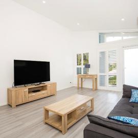 Sanctuary Blue Pet Friendly 5 Mins to Hyams Beach