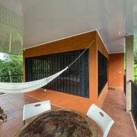 Parrot bungalow - Shared kitchen - Valle de Volcanes - Playa Perú, hotel em Mérida