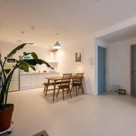 Iris Room 201