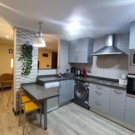 Apartamento céntrico Irene IV, hotel a Avilés