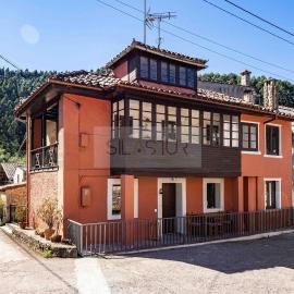 La Casina Roja De Colunga By Silastur