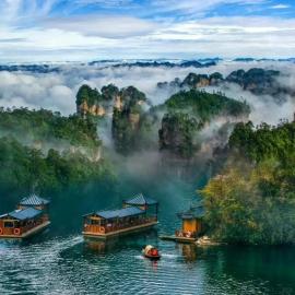 JinStyle Wulingyuan Budget Inn Near Baofeng Lake In Zhangjiajie With Chinese Inspired Design Convenient Access Affordable Stays For Value Conscious Travelers Exploring Zhangjiajie National Forest Park